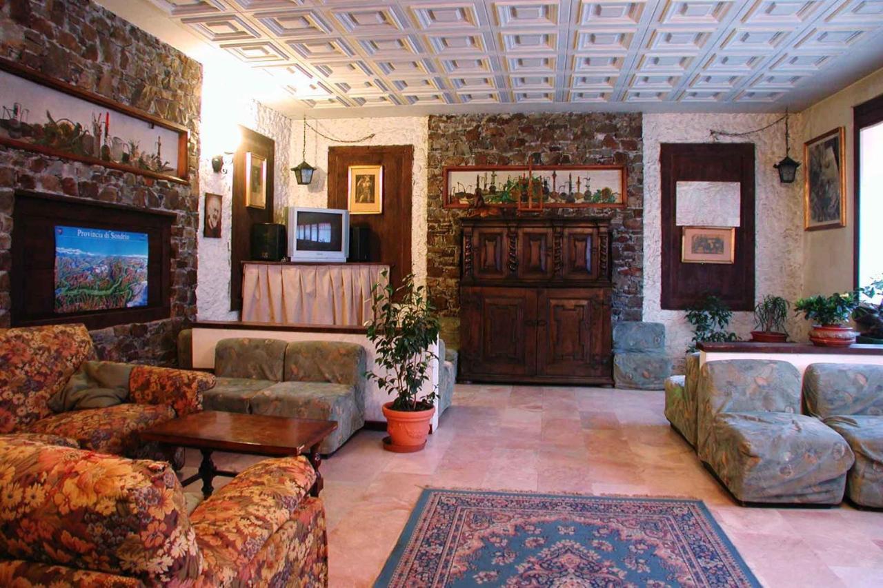 Hotel Torena Aprica Exteriör bild