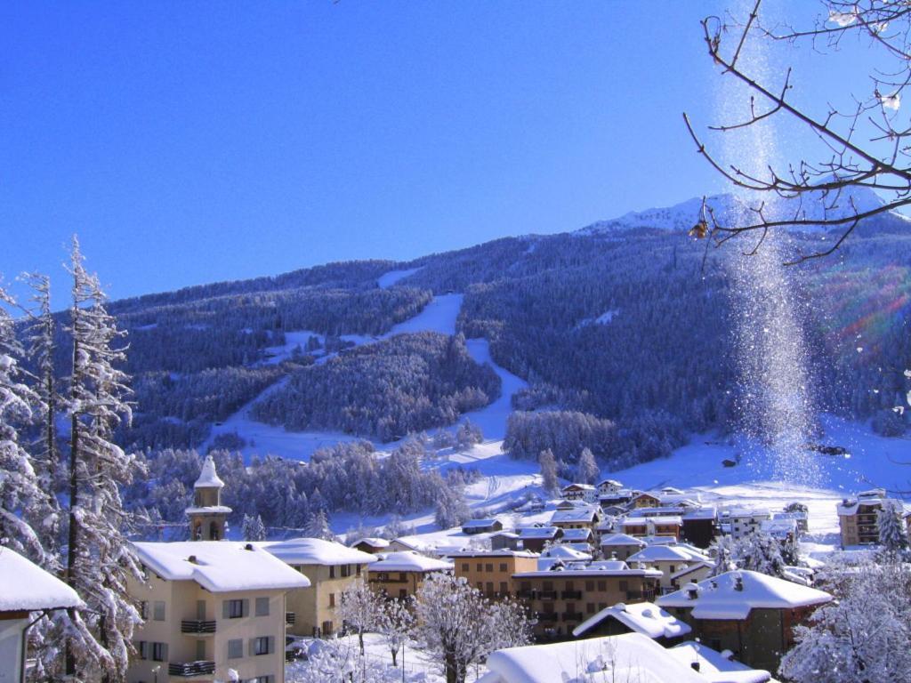Hotel Torena Aprica Exteriör bild