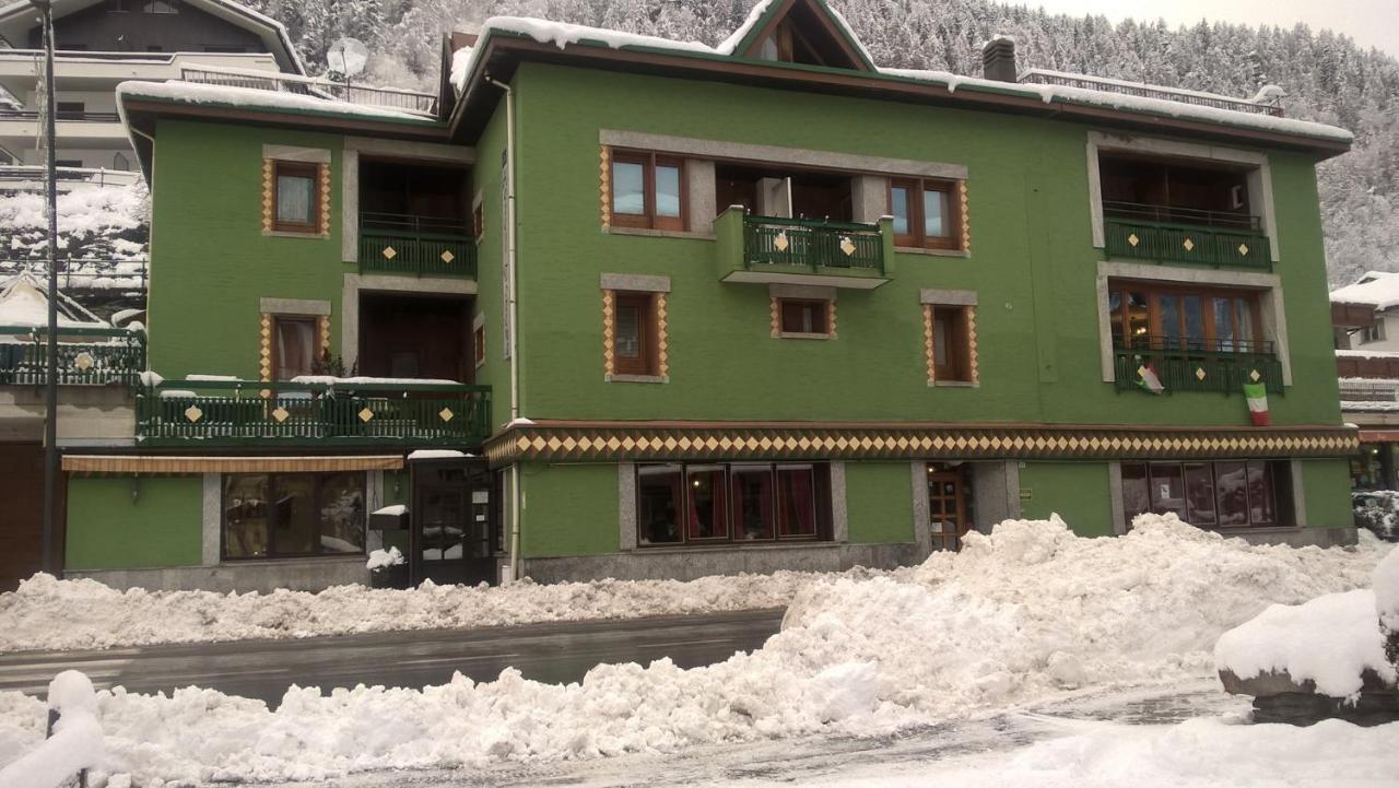 Hotel Torena Aprica Exteriör bild